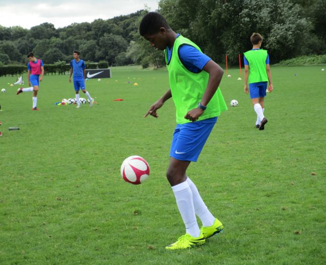 Choosing the Right Football Boarding School: Key Factors for Parents