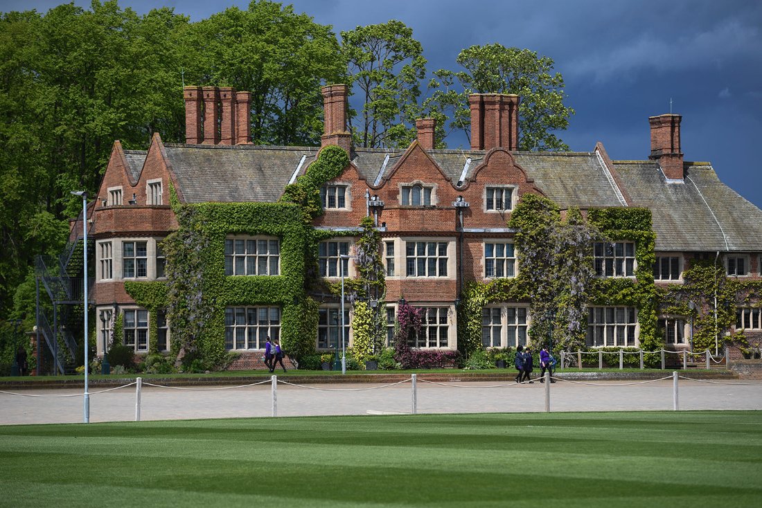 queen ethelburga's college boarding school grounds